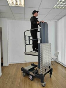 C Surf One - the first selfpropelled modulare mobile elevating platform MEWP